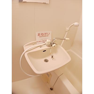 エクレール 202【管理NO：1-010164901-02020】 ★家具家電は申し込み後に搬入します★の物件写真6