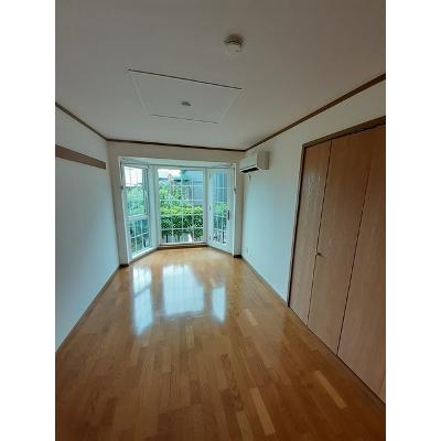 ルミエールⅠ 102【管理NO：1-010076401-01020】 ★家具家電は申し込み後に搬入します★の物件写真2