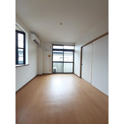 キャロット壱番館 201【管理NO：1-006970901-02010】 ★家具家電は申し込み後に搬入しますの物件写真2