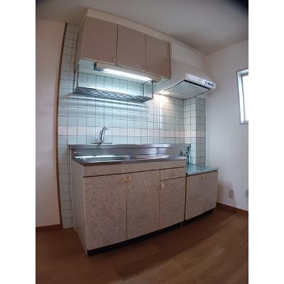 松岡ハイツＢ 205【管理NO：1-004965702-02040】 ★家具家電は申し込み後に搬入しますの物件写真3