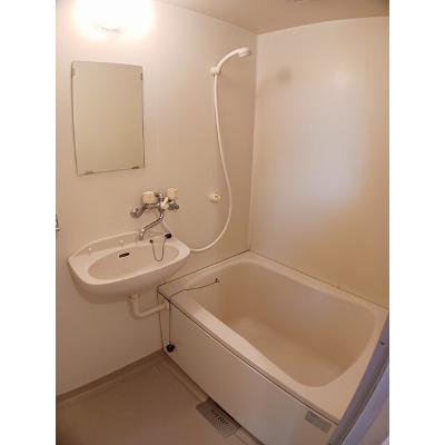 ルネッサンス立田 205【管理NO：1-003575801-02040】 ★家具家電は申し込み後に搬入しますの物件写真4
