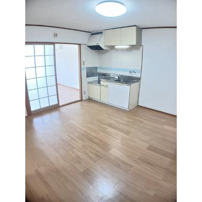杉本ハイツ 202【管理NO：1-001132001-02020】 ★家具家電は申し込み後に搬入します★の物件写真2