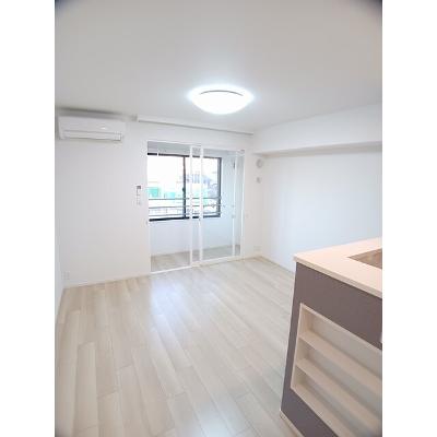ソレイユ　ドゥ　ラペ 202【管理NO：1-028084001-02020】 ★家具家電は申し込み後に搬入しますの物件写真2