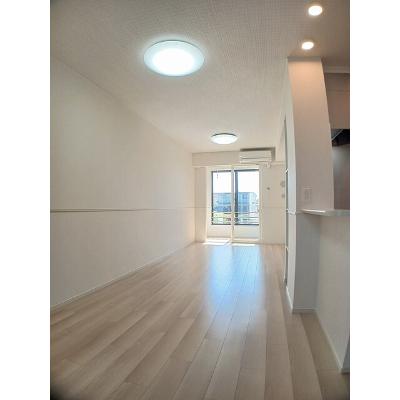 クランメゾン 103【管理NO：1-028052501-01030】 ★家具家電は申し込み後に搬入しますの物件写真2