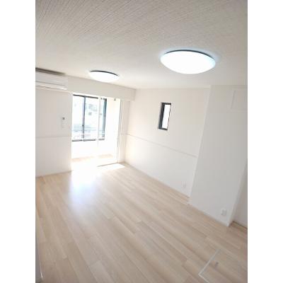 ソラリアⅠ 102【管理NO：1-027984101-01020】 ★家具家電は申し込み後に搬入しますの物件写真2