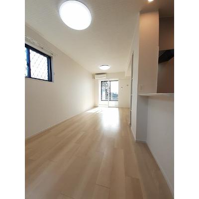 アンバーテラス　Ⅲ 105【管理NO：1-026939703-01040】 ★家具家電は申し込み後に搬入しますの物件写真2