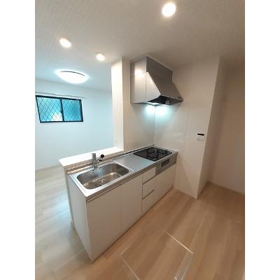 アンバーテラス　Ⅲ 105【管理NO：1-026939703-01040】 ★家具家電は申し込み後に搬入しますの物件写真3