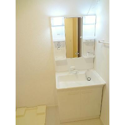 ソレイユⅤ 201【管理NO：1-023184401-02010】 ★家具家電は申し込み後に搬入します★の物件写真6