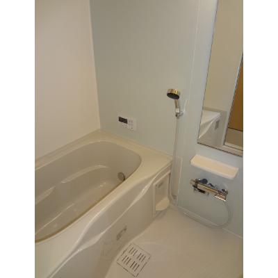 アルバーダ・ＭⅢ 102【管理NO：1-021306201-01020】 ★家具家電は申し込み後に搬入します★の物件写真4