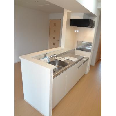 カーサ　輝 301【管理NO：1-021017202-03010】 ★家具家電は申し込み後に搬入します★の物件写真3