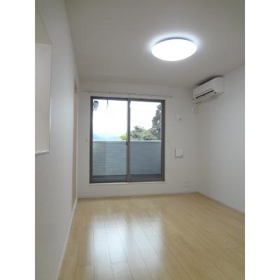 アニューダビデ　Ⅱ 202【管理NO：1-020665001-02020】 ★家具家電は申し込み後に搬入します★の物件写真2