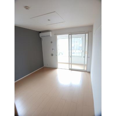 イーストフィールド　Ｃ 105【管理NO：1-019415301-01040】 ★家具家電は申し込み後に搬入します★の物件写真2