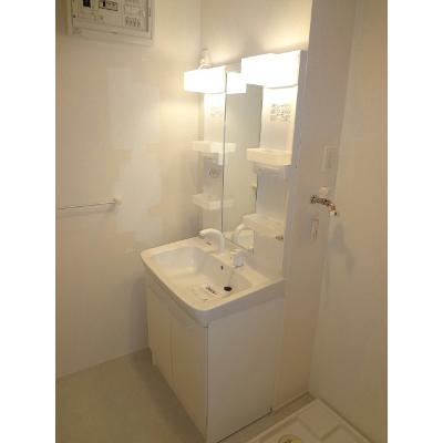 ラフレシールⅤ 103【管理NO：1-018759801-01030】 ★家具家電は申し込み後に搬入します★の物件写真6