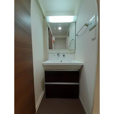 グランシャリオ 303【管理NO：1-018493801-03030】 ★家具家電は申し込み後に搬入しますの物件写真6