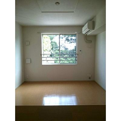 インプレスＢ 208【管理NO：1-017257402-02070】 ★家具家電は申し込み後に搬入します 2026年08月中旬入居可能の物件写真2