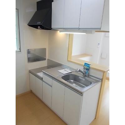 ソレイユＧＥＮ　Ⅲ 202【管理NO：1-016947401-02020】 ★家具家電は申し込み後に搬入しますの物件写真3
