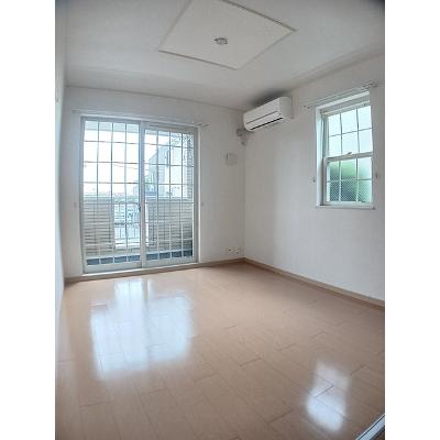 エクセル三ノ宮Ｃ 101【管理NO：1-016170601-01010】 ★家具家電は申し込み後に搬入しますの物件写真2