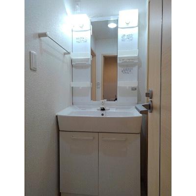 レインボーヒルⅠ 201【管理NO：1-016128001-02010】 ★家具家電は申し込み後に搬入しますの物件写真6