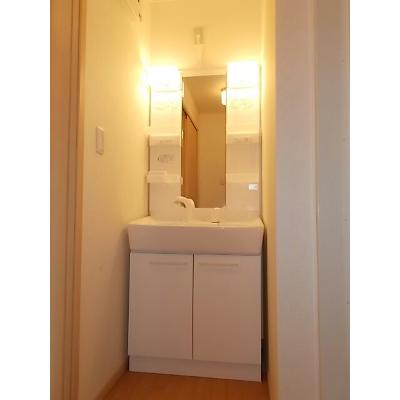 デア・フィオーレ 103【管理NO：1-015506701-01030】 ★家具家電は申し込み後に搬入します★の物件写真6