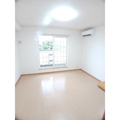 カルム 206【管理NO：1-014876901-02050】 ★家具家電は申し込み後に搬入します★の物件写真2