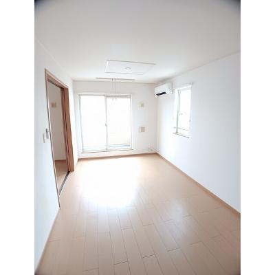 ソレイユⅡ 201【管理NO：1-014567502-02010】 ★家具家電は申し込み後に搬入します★の物件写真2