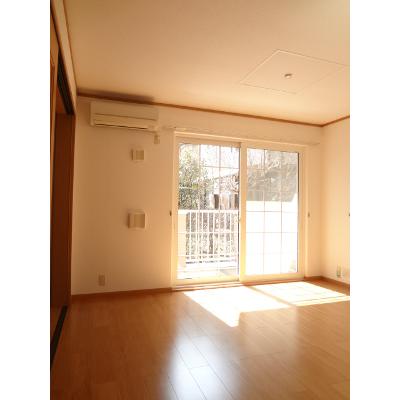 Ｎ＆ＹアベニューＨ 102【管理NO：1-012960902-01020】 ★家具家電は申し込み後に搬入しますの物件写真2