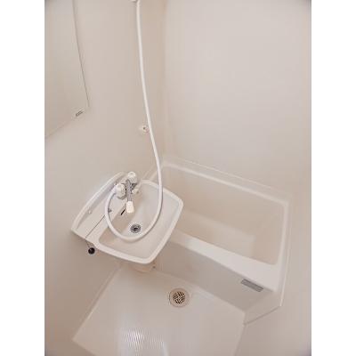 サンシャインハイツ 201【管理NO：1-009646601-02010】 ★家具家電は申し込み後に搬入します★の物件写真4