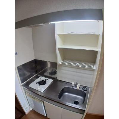 サンシャインハイツ 102【管理NO：1-009646601-01020】 ★家具家電は申し込み後に搬入します★の物件写真3