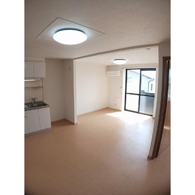 ディアコートＢ 203【管理NO：1-007449302-02030】 ★家具家電は申し込み後に搬入しますの物件写真2