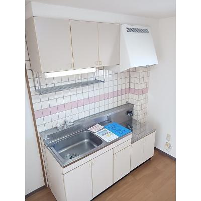 清水コーポ 203【管理NO：1-006192501-02030】 ★家具家電は申し込み後に搬入しますの物件写真3
