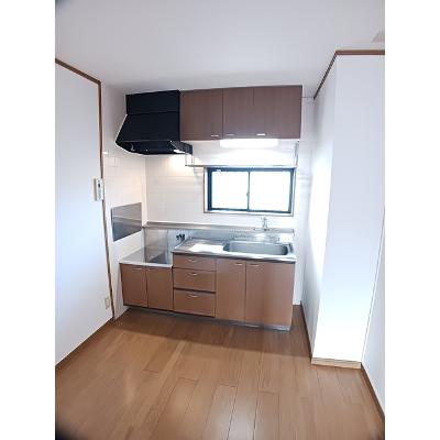 シャルム 202【管理NO：1-005243001-02020】 ★家具家電は申し込み後に搬入しますの物件写真3