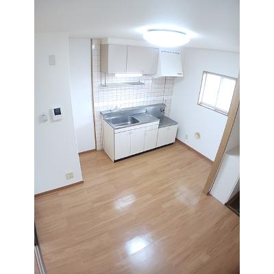 松岡ハイツＡ 205【管理NO：1-004965701-02040】 ★家具家電は申し込み後に搬入しますの物件写真2