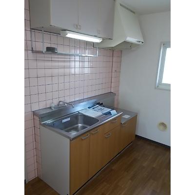 前田ハイツⅢ 205【管理NO：1-003987102-02040】 ★家具家電は申し込み後に搬入します★の物件写真3