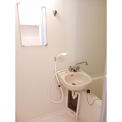 平國ハイツ 205【管理NO：1-002787201-02040】 ★家具家電は申し込み後に搬入します★の物件写真6