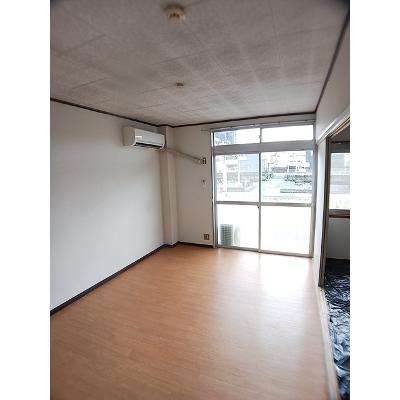 畠田ハイツ 201【管理NO：1-002208701-02010】 ★家具家電は申し込み後に搬入しますの物件写真2