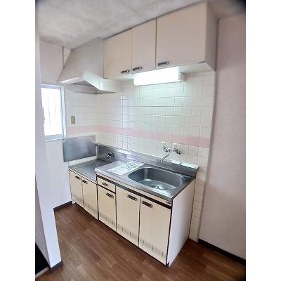 畠田ハイツ 101【管理NO：1-002208701-01010】 ★家具家電は申し込み後に搬入します★の物件写真3