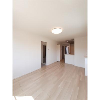 ソレイユ　ルヴァン 301【管理NO：1-027028601-03010】 ★家具家電は申し込み後に搬入します★の物件写真2