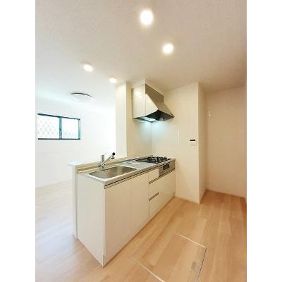 ピュアステージⅡ 105【管理NO：1-026989901-01040】 ★家具家電は申し込み後に搬入します★の物件写真3