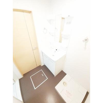 Ｖｉｌｌａ　Ｖｅｒｄｅ 203【管理NO：1-020140201-02030】 ★家具家電は申し込み後に搬入します★の物件写真6