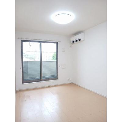クレスト・コート 202【管理NO：1-019328701-02020】 ★家具家電は申し込み後に搬入します★の物件写真2