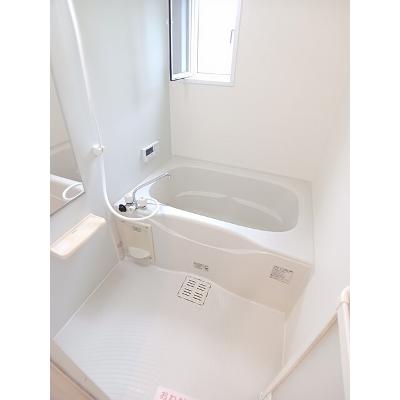 ヴィラ　ハピネス 103【管理NO：1-018989301-01030】 ★家具家電は申し込み後に搬入します★の物件写真4