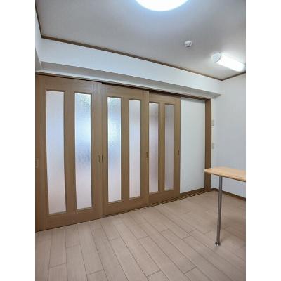 レジデンス小峯 301【管理NO：1-014047901-03010】 ★家具家電は申し込み後に搬入しますの物件写真2