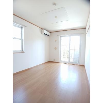 フォルシュⅡ 103【管理NO：1-012672202-01030】 ★家具家電は申し込み後に搬入します★の物件写真2