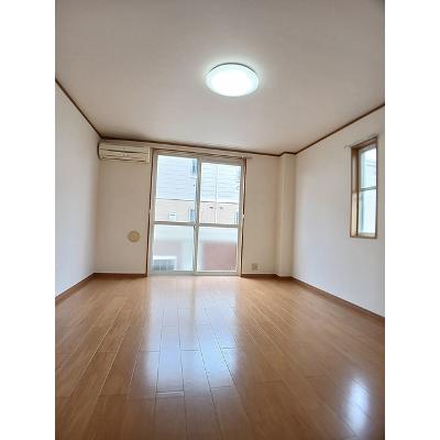 エクセル　ヴィラ 105【管理NO：1-012472101-01040】 ★家具家電は申し込み後に搬入します★の物件写真2