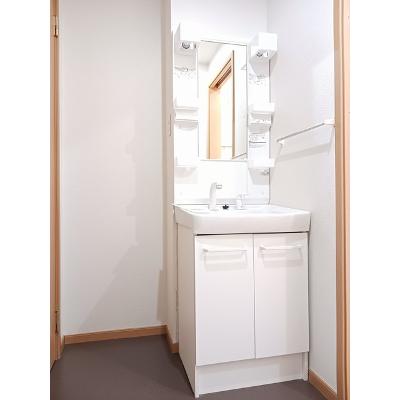 アーバンウエストⅢ 102【管理NO：1-011758501-01020】 ★家具家電は申し込み後に搬入しますの物件写真6
