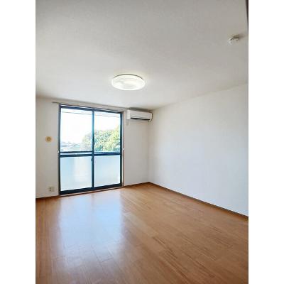 エンゼルハイツⅡ 201【管理NO：1-009720901-02010】 ★家具家電は申し込み後に搬入します★の物件写真2