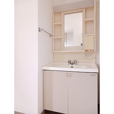 カーサウエダ 203【管理NO：1-004959901-02030】 ★家具家電は申し込み後に搬入しますの物件写真6