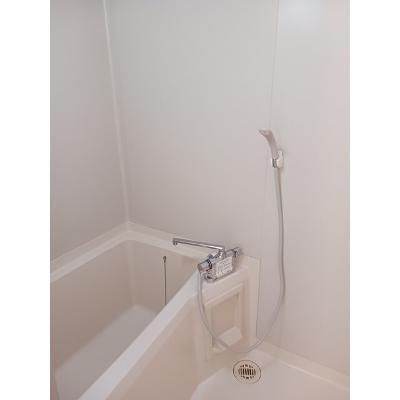リバーサイドハイツ 303【管理NO：1-001962001-03030】 ★家具家電は申し込み後に搬入します★の物件写真4