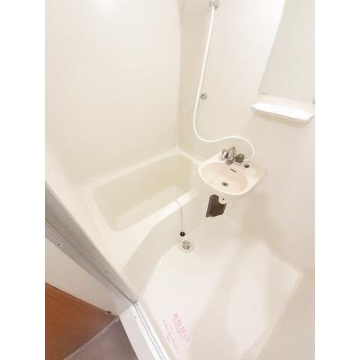 ピースフルハイツ 101【管理NO：1-001826601-01010】 ★家具家電は申し込み後に搬入しますの物件写真4