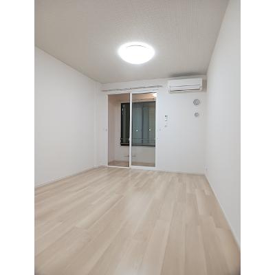 クレールコート 103【管理NO：1-028488801-01030】 ★家具家電は申し込み後に搬入しますの物件写真2